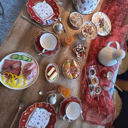 Frühstückspension Evis 3*