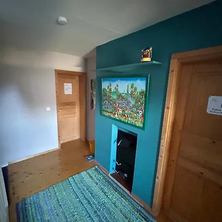 Evis Bed & Breakfast 3*
