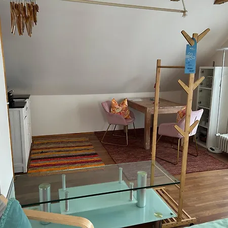 Evis Oda ve Kahvaltı