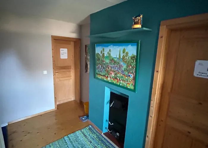 Evis Nocleg ze śniadaniem 3*